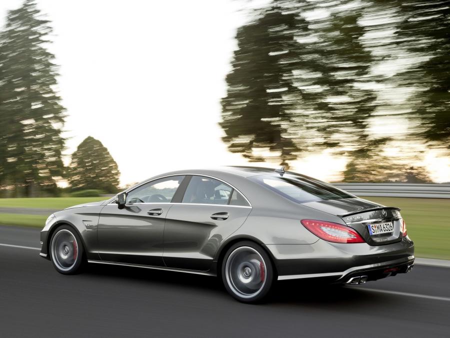  Mercedes-Benz CLS63 AMG 2010 года  (фото 16 из 30)